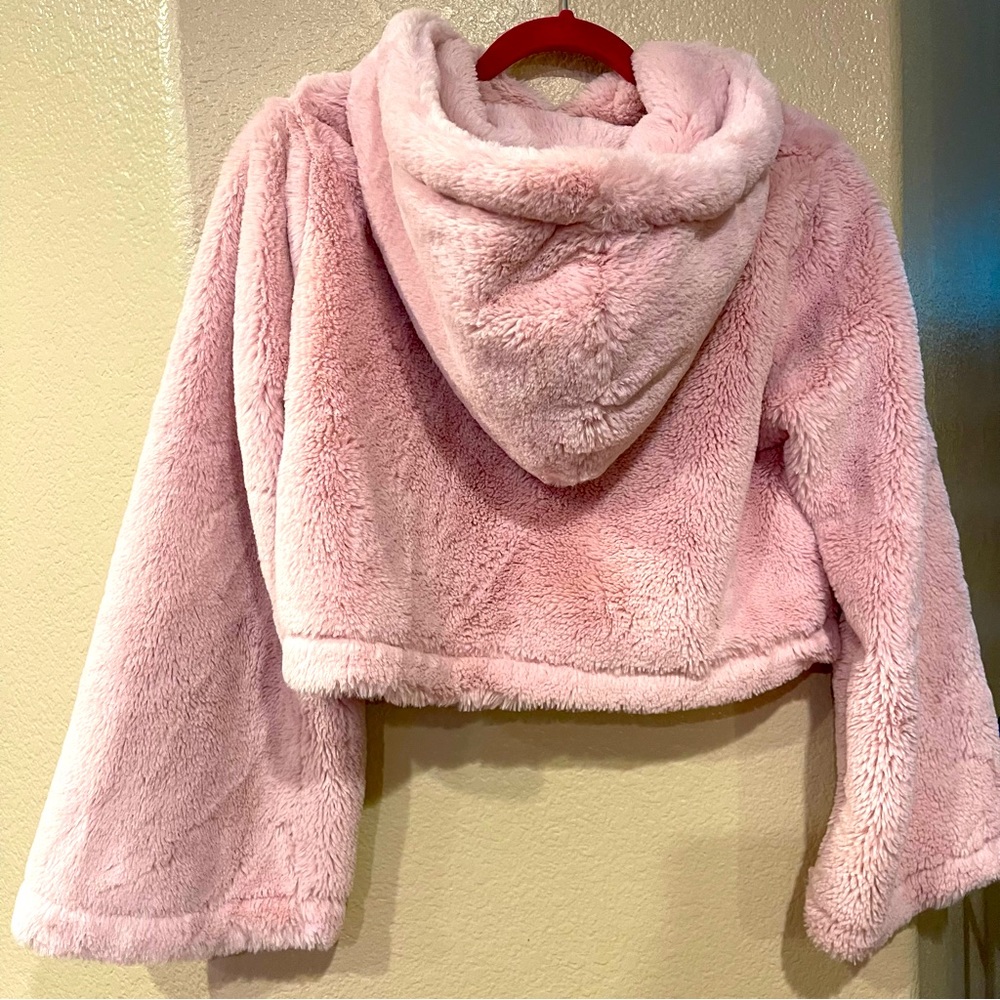 Pink faux fur cropped hoodie